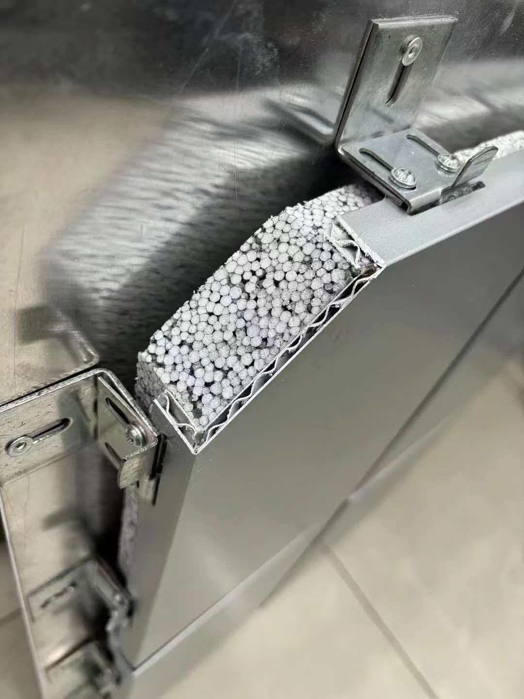 数控精密加工与氟碳喷涂车间