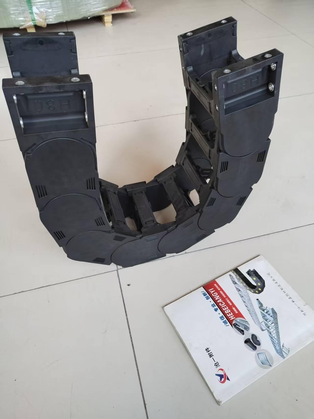 塑料拖链产品展示